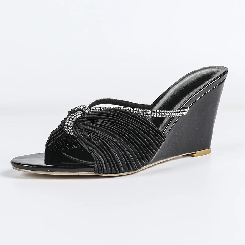 

8cm Wedge Heels Slippers Black High Heels Sandals Rhinestones Chunky Shoes Summer Ladies Sandals Plus Size 42 Woman Shoes
