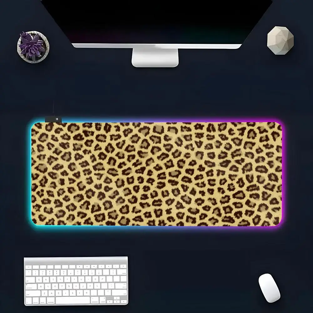 L-Large L-Leopard p-pattern Mouse Pad RGB Glow Personality Picture Custom PC Table Mat Carpet Mat Game Player Dedicated LED