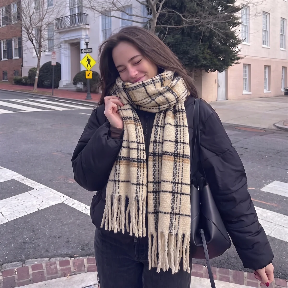 Women Vintage Plaid Scarf With Tassel Soft Thick Warm Winter Oversized Long Shawl Wrap Ladies Elegant Scarves Streetwear