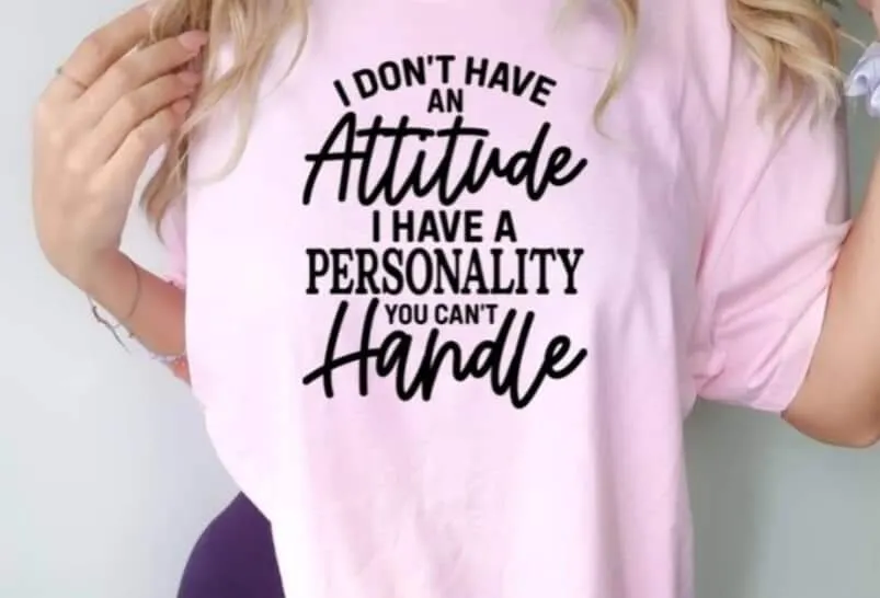 لا لدي موقف شخصية يمكنك التعامل مع القميص