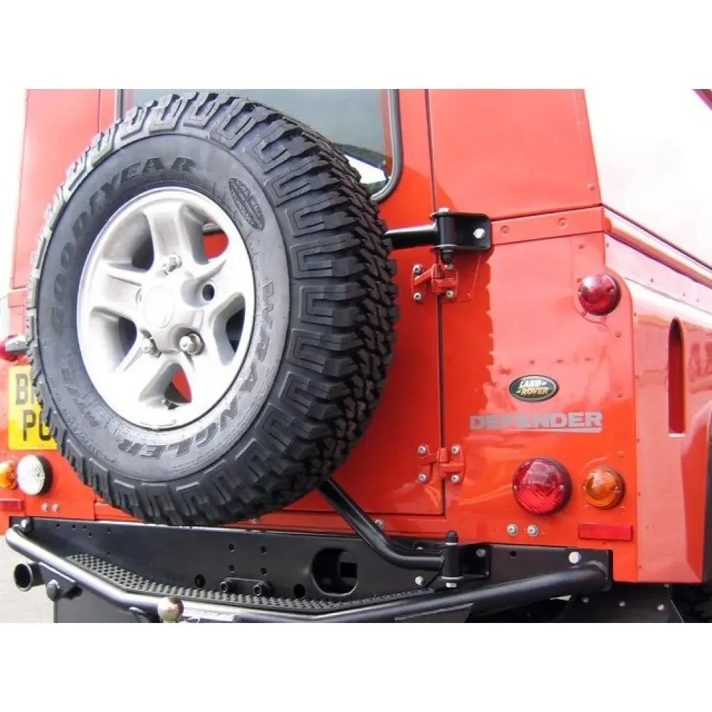

Cross-border suitable for 1990-2016 Land Rover Defender 110/90 rear insurance collision bar Land Rover Defender rear bar