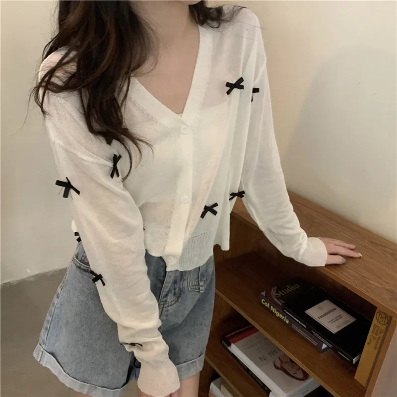 2025 New Loose V-Neck Sun Protection Knit Cardigan Women Air-Conditioned Long Sleeve Thin Sweaters Woman