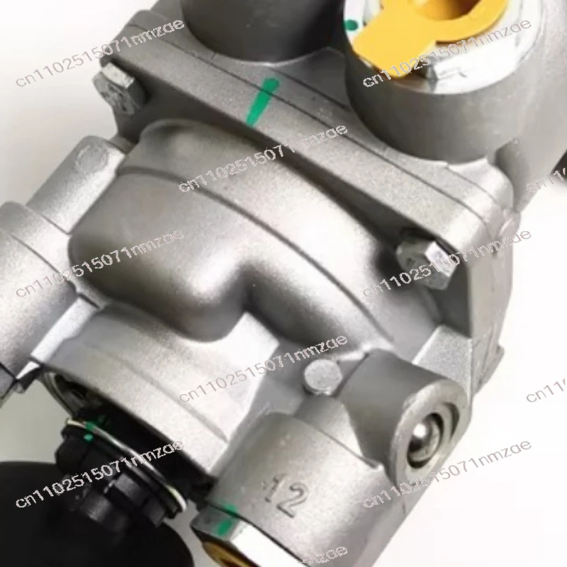 J6 Brake Master Pum…