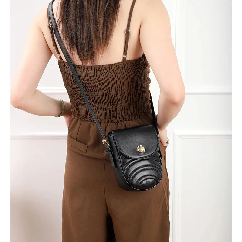 Mobile Phone Ladies 2024 Summer New Fashion Niche One-shoulder Diagonal High-quality Soft Leather Small Bag