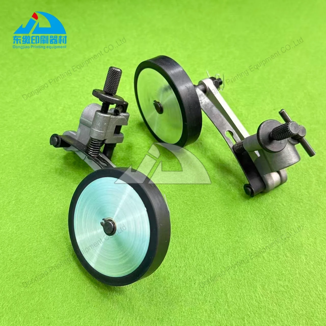 

Printing Machinery Parts Rubber Wheel Feeder Runner for Mitsubishi Feeder Runner Assembly 1 Pair Brush Wheel