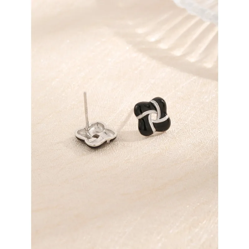 

Ювелирные изделия в стиле Ins, новый серебряный ветер S925, модные легкие роскошные высококачественные серьги-гвоздики, ювелирные изделия