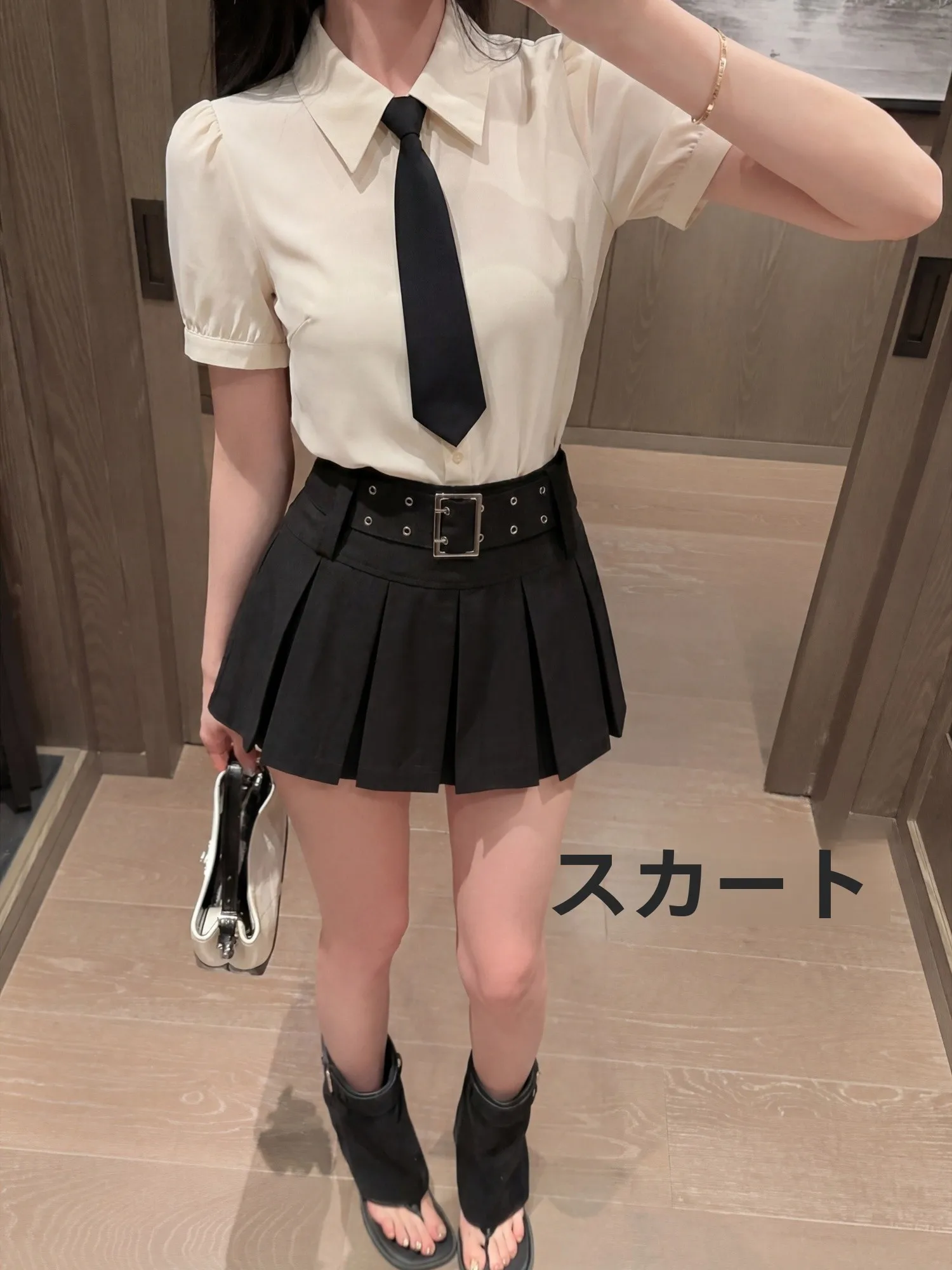 

MaoNi Sainte Cire Girl American High Waist Slimming Pleated Skirt Sweet Cool Skirt Women L3764 Casual Skin-friendly Brea...
