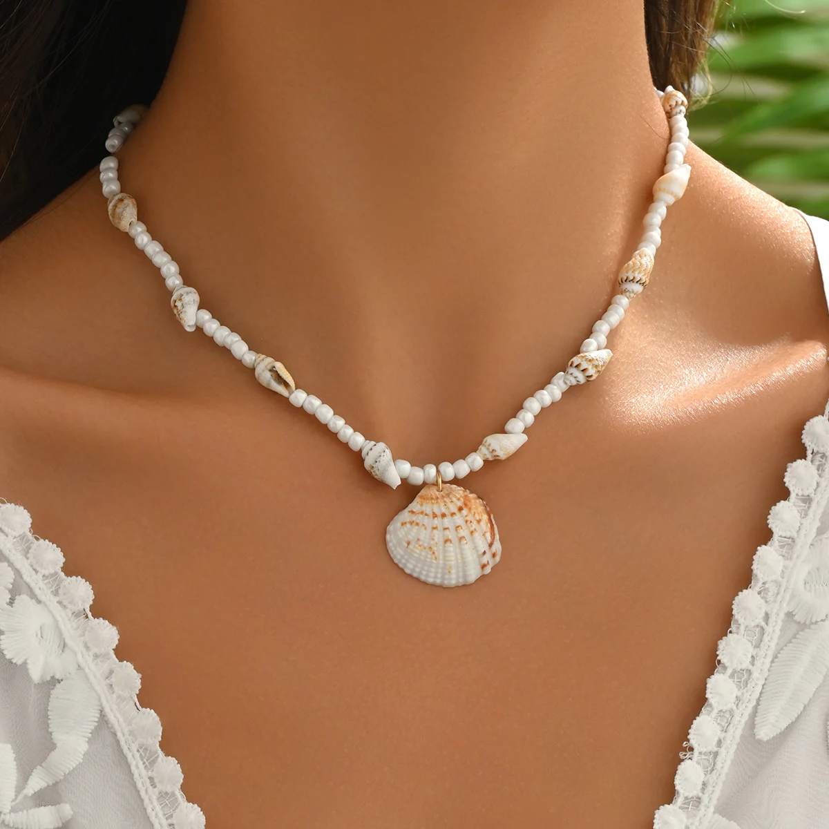 Seashell Beaded Choker Necklace Boho Beach Adjustable Summer Vacation Jewelry for Women Daily Wear