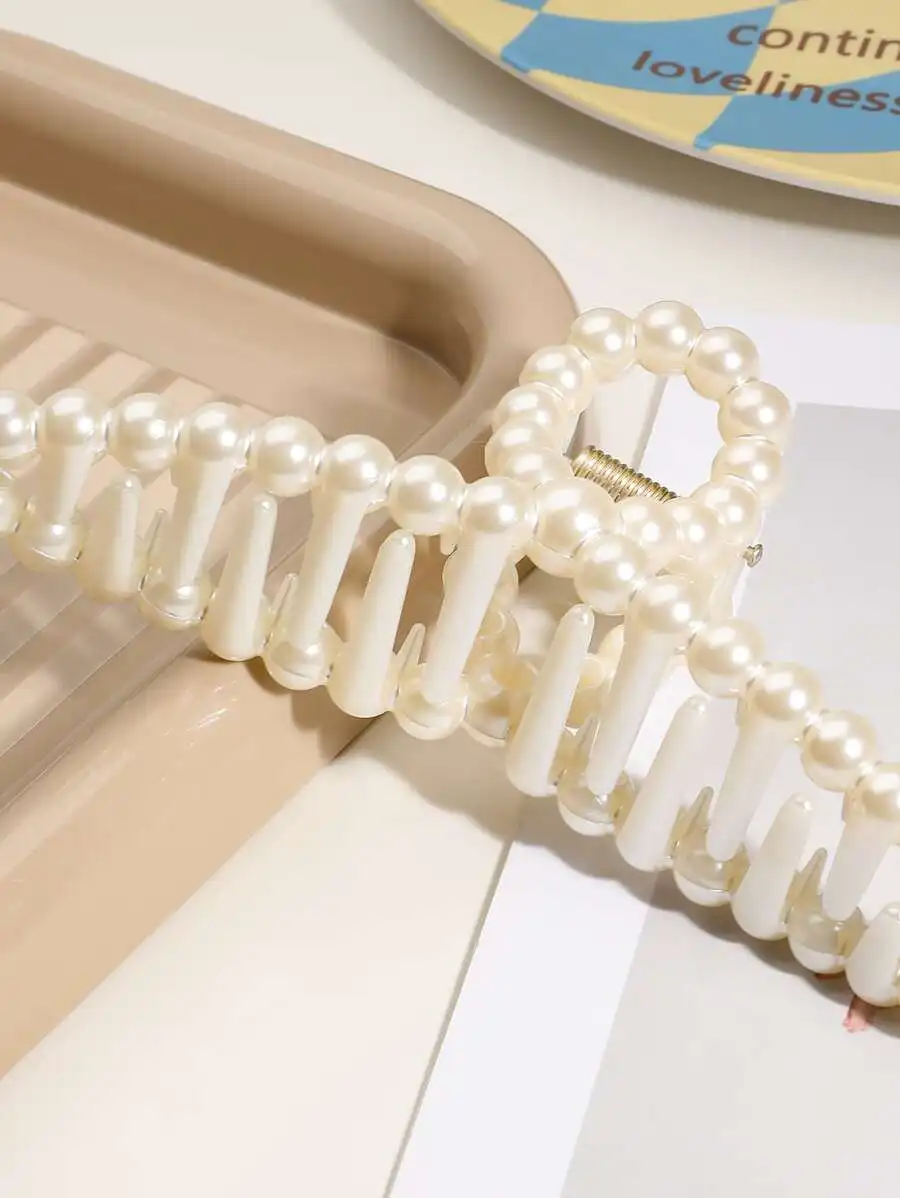 

Faux Pearl Hair Claw Clip Elegant Hair Accessory For Women