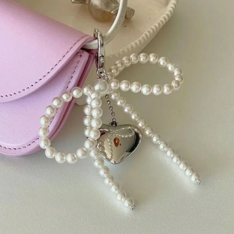 Sweet Pearl Bow Hea… - image