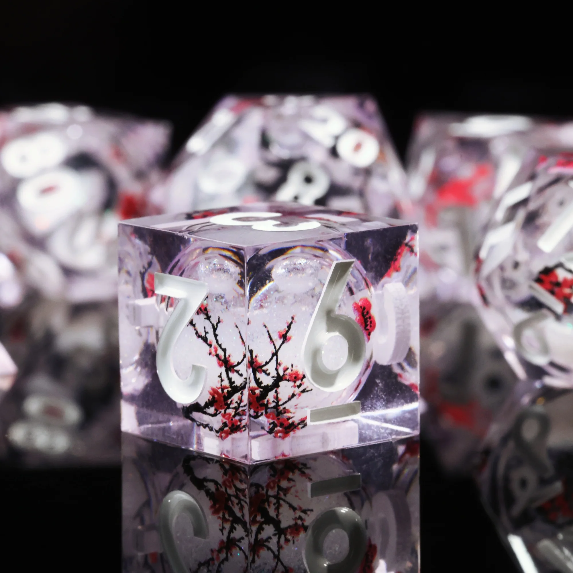 

MINI PLANET DND Liquid Core Dice Set for TRPG Dungeons&Dragons Tabletop Game Sharp Plum Blossom Handmade Resin Dice D6 D20