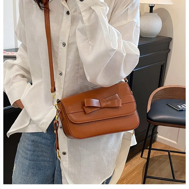 

Luxury Brand Leather Women's Shoulder Bag Fashionable Elegant Popular Classic Elegant Lining Trendy Vintage Daily Bag​