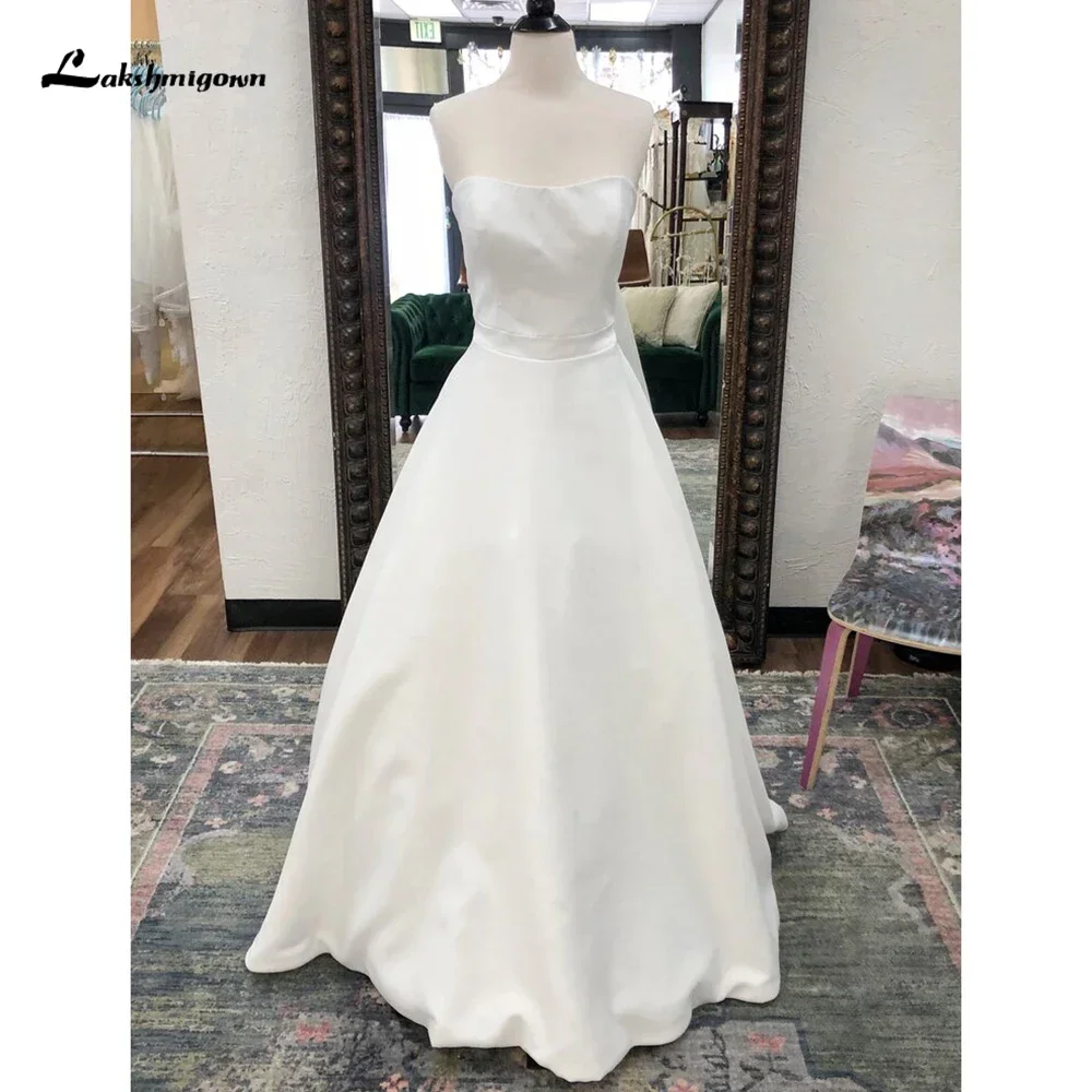 

Simple Sexy Strapless Sleeveless Open Back Button Belt Pleat Satin A-Line Wedding Dress For Women Boho Bridal Gown Sweep Vestido