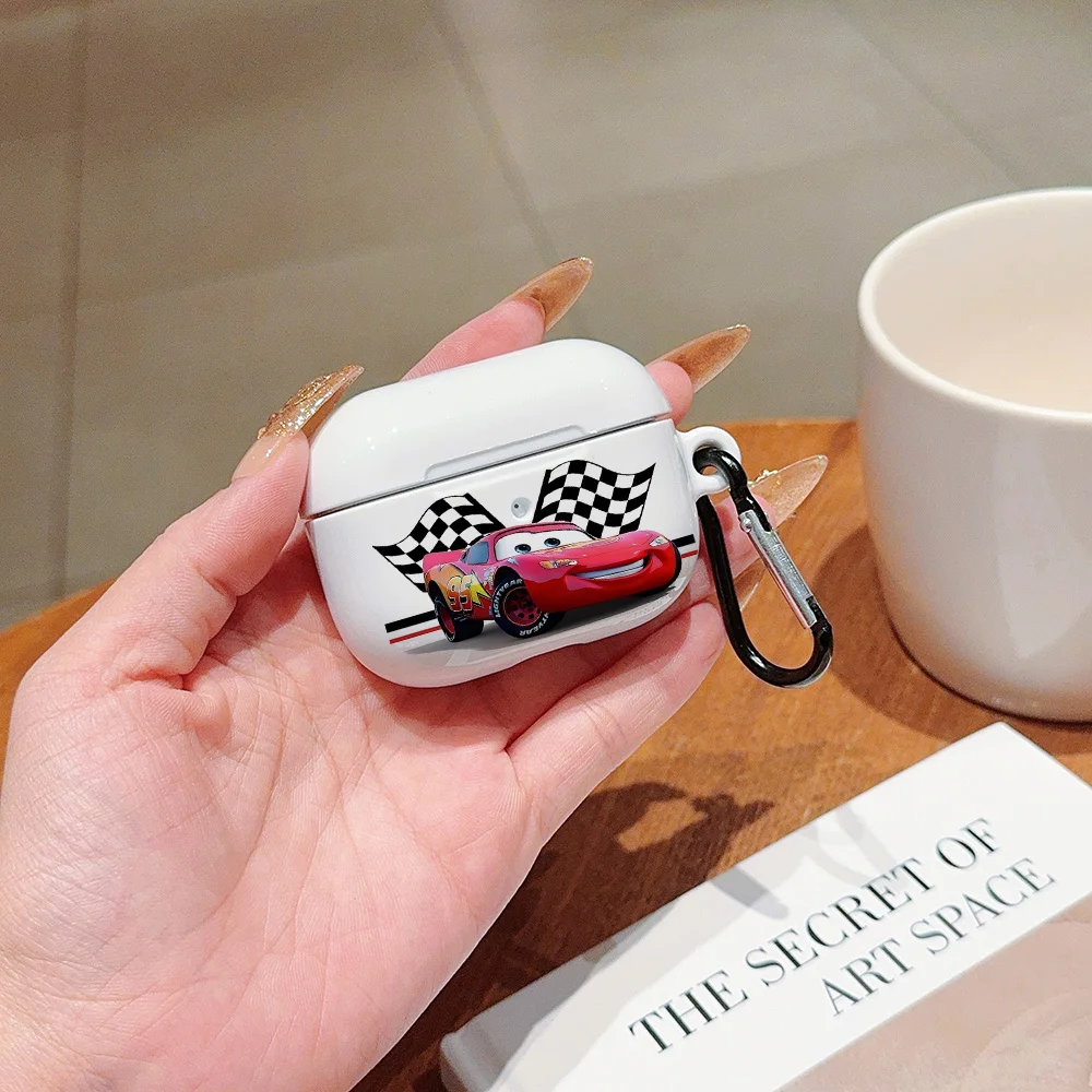 イヤホン Alexander McQueen Airpods Pro Case ひねりの効いたデザインで気分を上げる、AirPodsケース