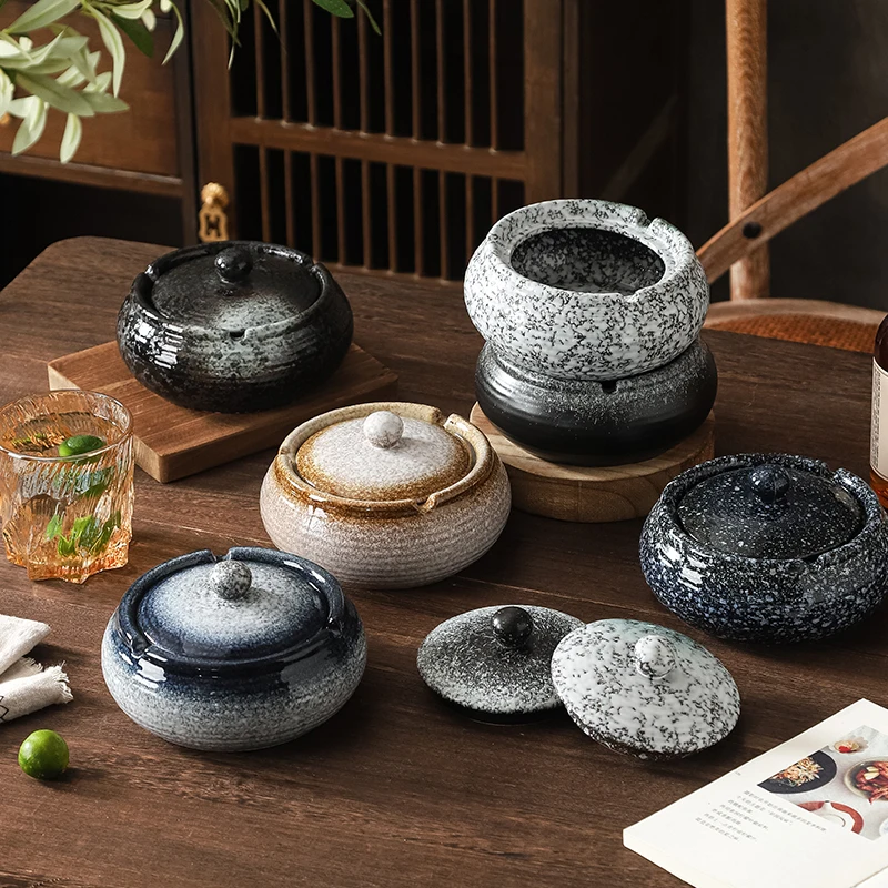 Retro Ceramic Ashtr…