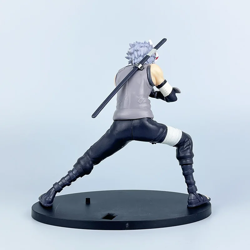 Nova figura de anime naruto 18cm hatake kakashi pvc figura de ação modelo boneca carro ornamentos coleções brinquedo presentes