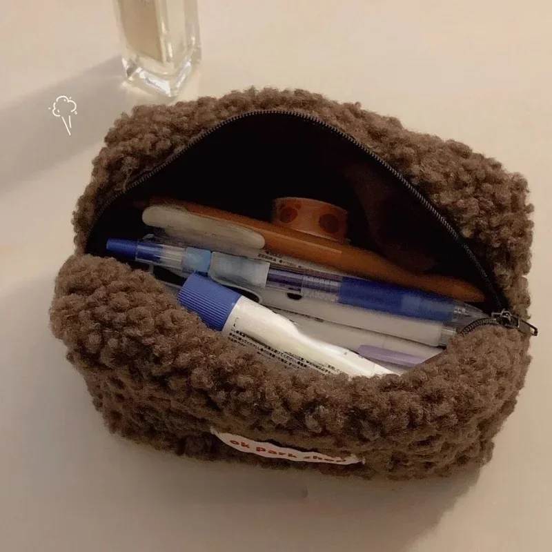 Bolsa de mujer, bolsa de cosméticos de pelo de cordero, almacenamiento de felpa, bonita bolsa de papelería, organizador de maquillaje esencial de