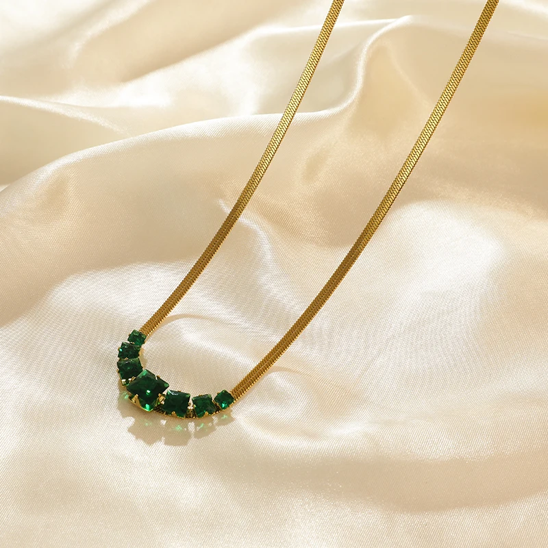 Leilileck-女性用ジルコンネックレス,ステンレス鋼,グリーンクリスタル,ゴールドカラー,スネークチェーン,高品質,316l