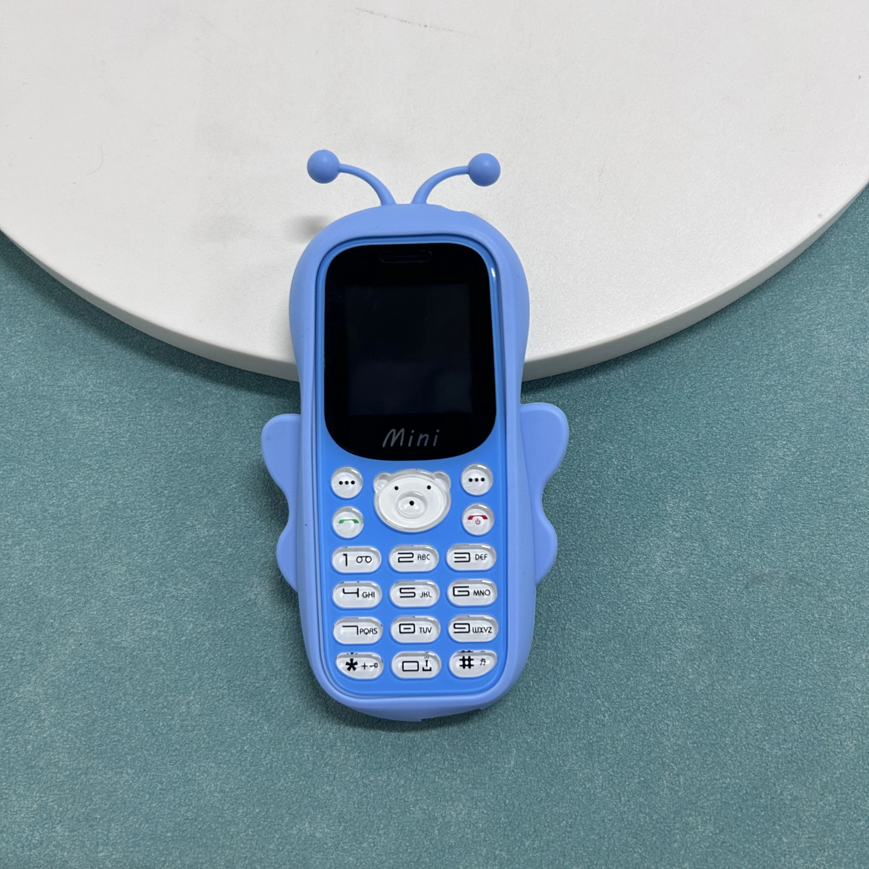 جديد H21 هاتف محمول صغير لطيف على شكل رسوم كرتونية شاشة 1.44 بوصة MTK GSM 2G ميزة شعلة هاتف راديو FM هاتف طالب رخيص #3