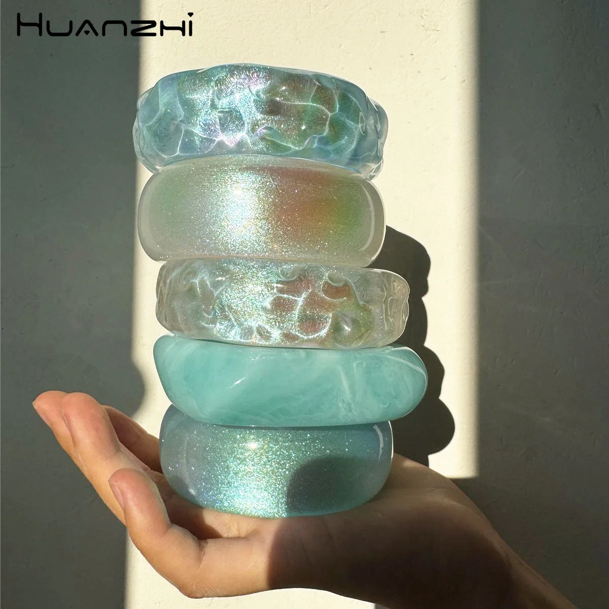 HUANZHI Asymmetrische ronde vierkante hars manchetarmband Trendy minimalistische blauwe serie Bangle Chunky sieradenaccessoire voor vrouwen