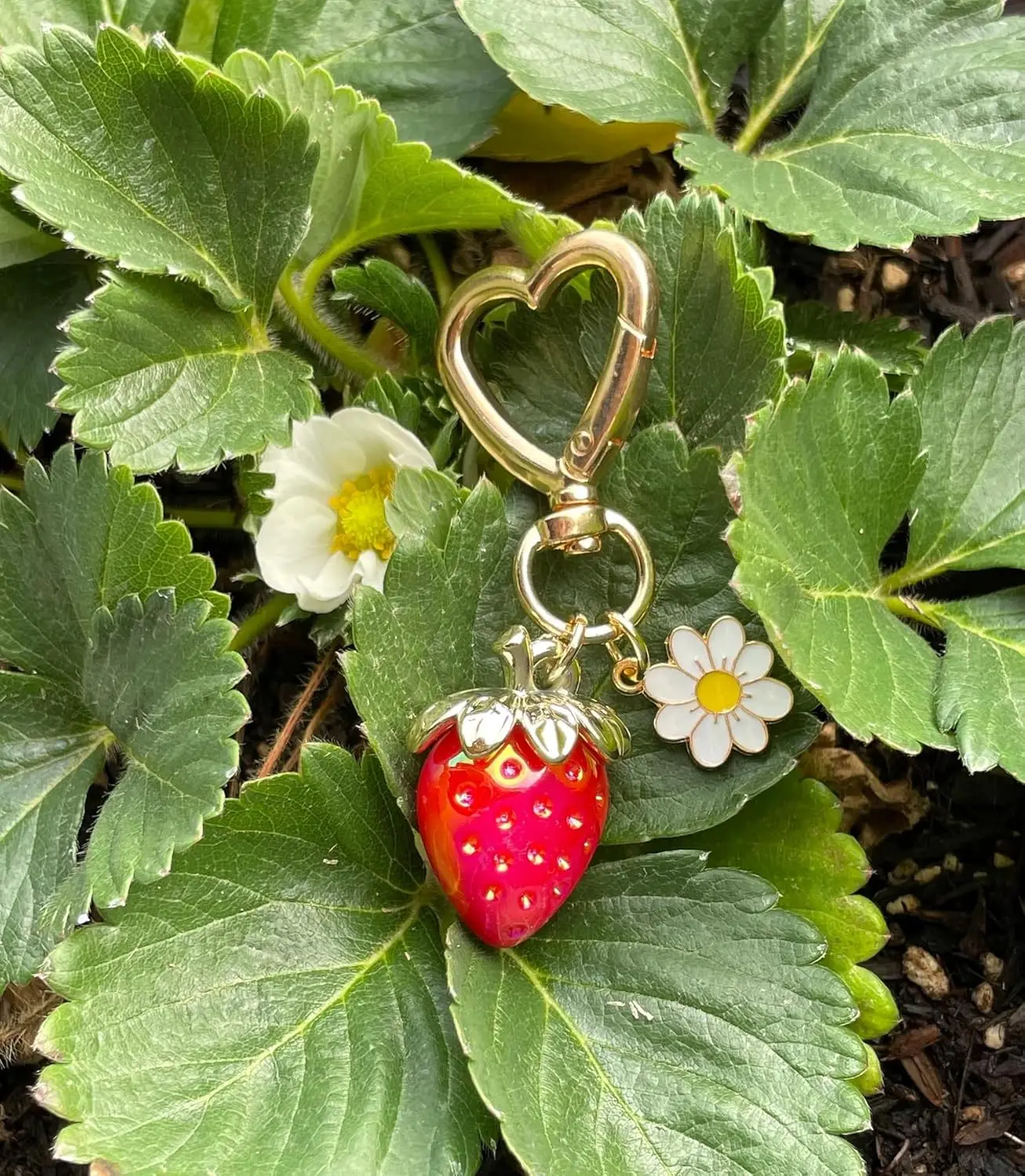 Cute Strawberry Keychain,Bag Charms,Kawaii Heart Flower Key chains Accessories Decor for Girls Purse Gifts