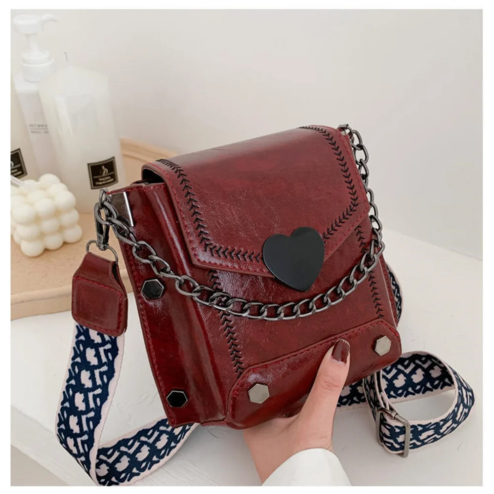 Women\'s Bag New Korean Style Retro Heart-Shaped Lock Mobile Phone Women\'s Bag Studded Shoulder Bag Women\'s Messenger Bag