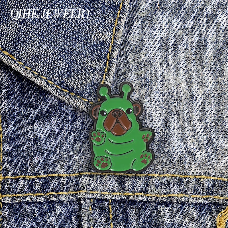 Cartoon Green Alien Pibble Dog Meme Badge Enamel Pins Cute Handheld Pupper with Two Antennae Brooch Bag Lapel Badge Jewelry Gift
