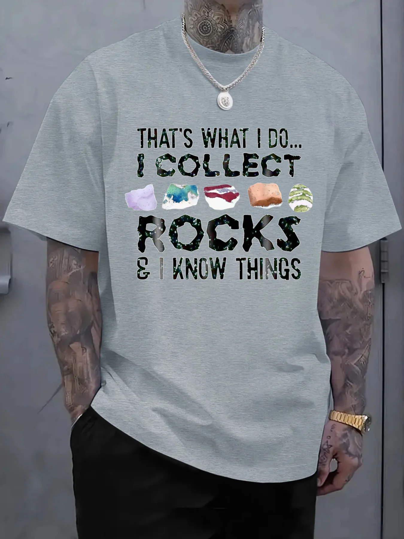 2025 เสื้อยืดผ้าฝ้ายแท้ผู้ชายนั่นคือสิ่งที่คุณสะสมหินฉันรู้สิ่งที่พิมพ์ลายสบายและระบายอากาศได้ดี