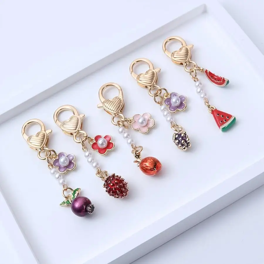 1/5/10/20/50/100pcs New Multicolored Heart-Shaped Flower and Fruit Keychain, Featuring Pomegranate, Watermelon, and Raspberry El