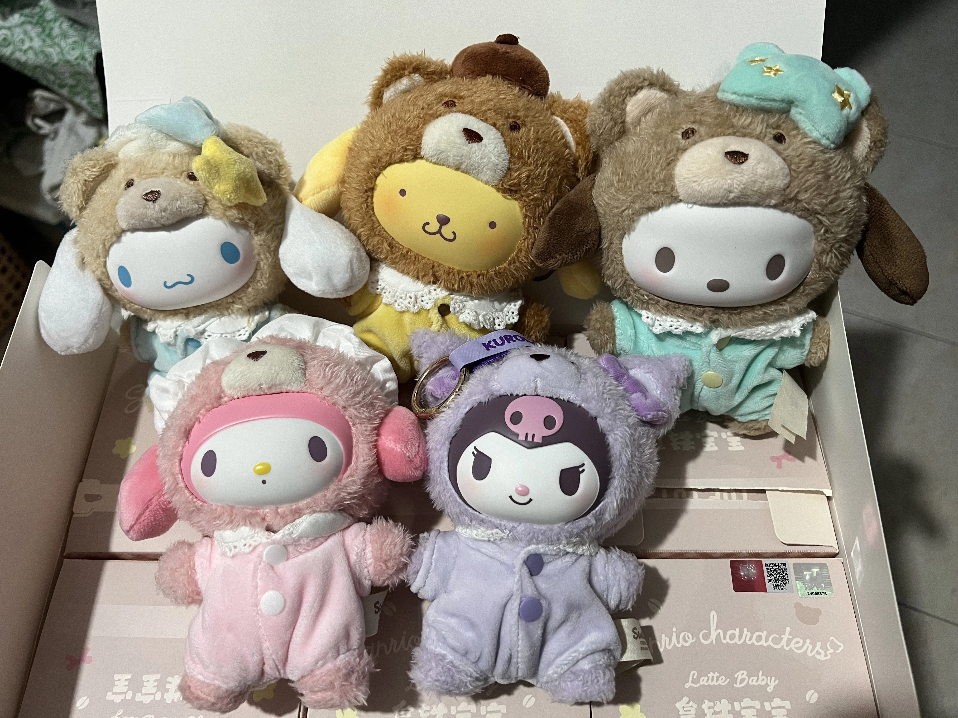 Sanrio Family Latte Vinyl Plush Blind Box Pendant Kawaii Dolls Kuromi Cinnamoroll Melody Hello Kitty Figures Kids Christmas Gift