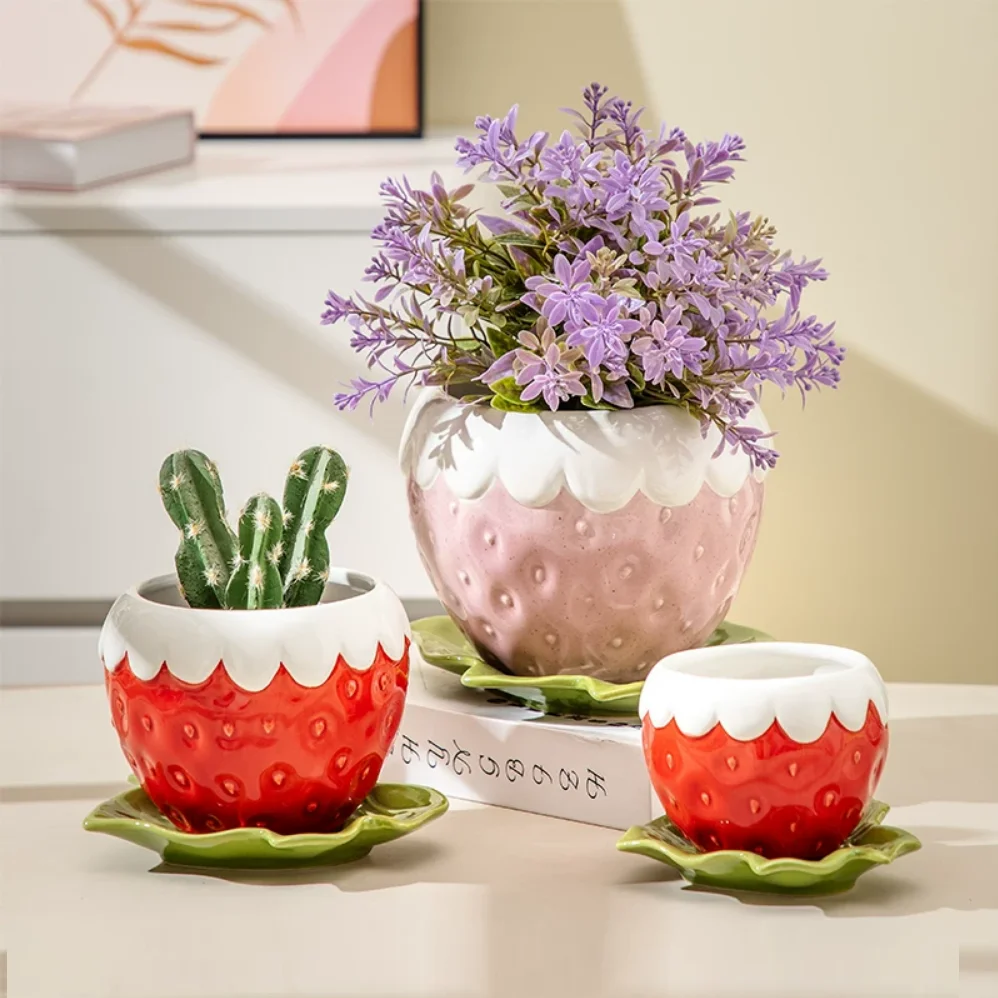 Creative Strawberry-Shaped Vase for Flower Arrangement, Living Room Home Decoration, Decorative Flower Pot
