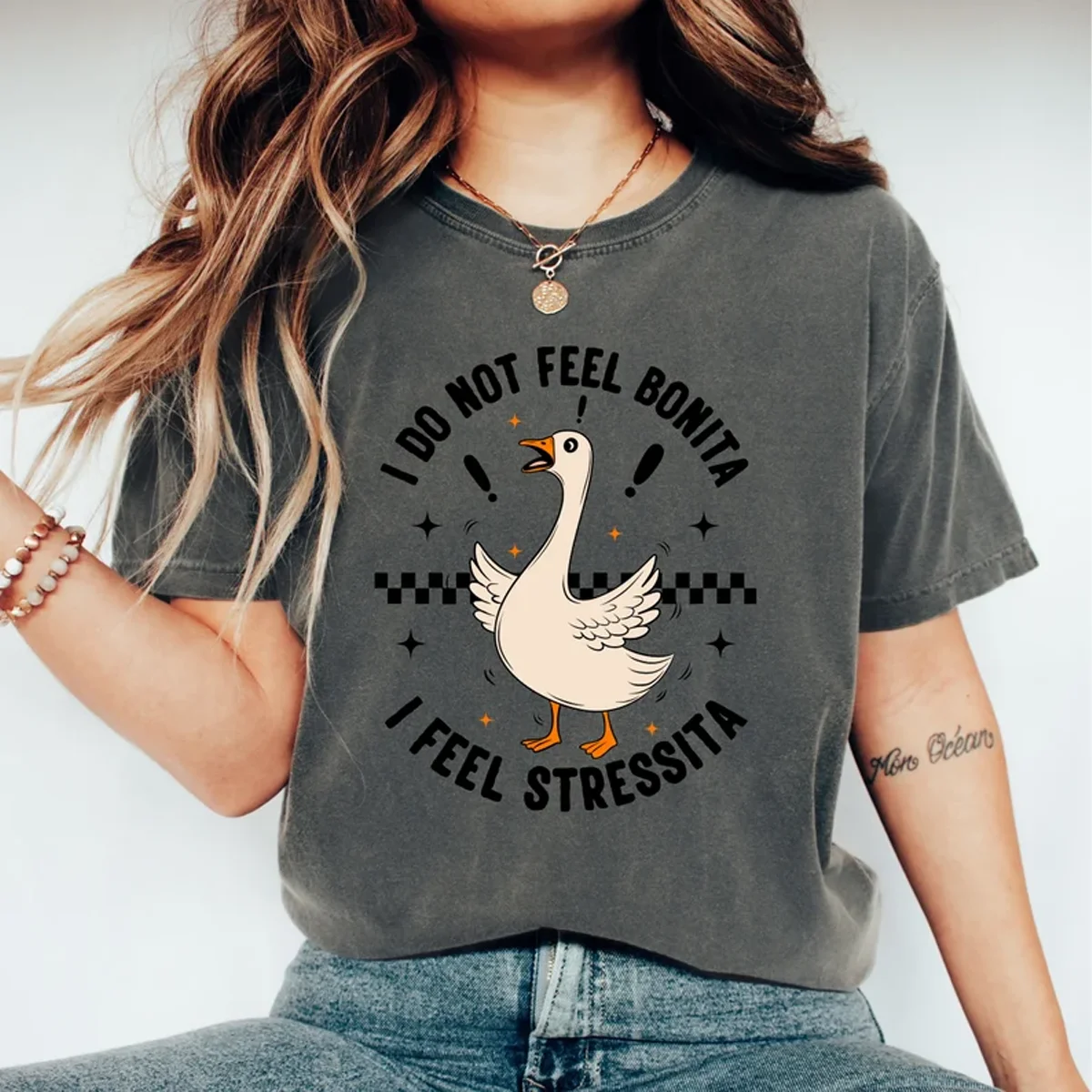 i Do Not Feel Bonita i Feel Stressita t-Shirt Funny Goose Shirt Funny Graphic Tee Women Anxiety t-Shirt Animal Love Shirt