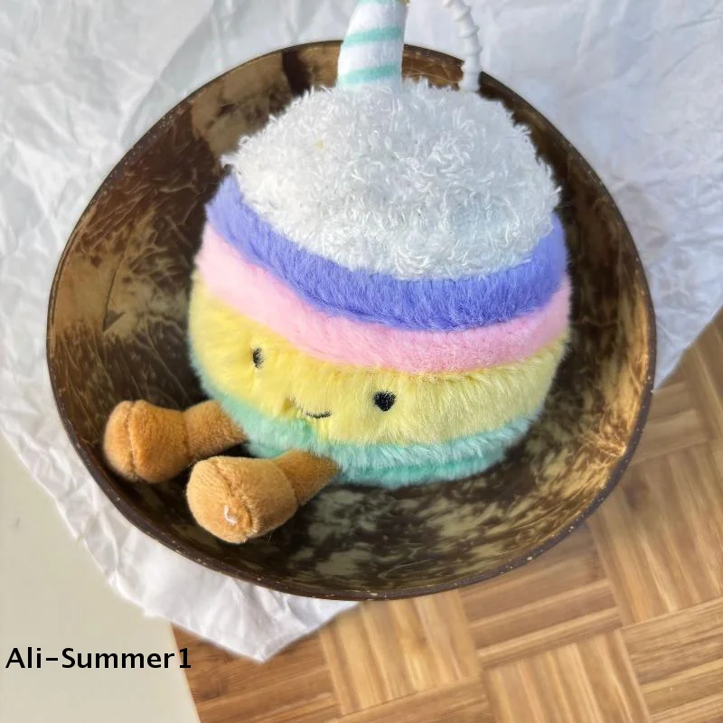 【E】만화 케이크 플러시 키체인 카와이 크리에이티브 생일 케이크 디저트 인형 펜던트 배낭 장식 액세서리 장난감 선물