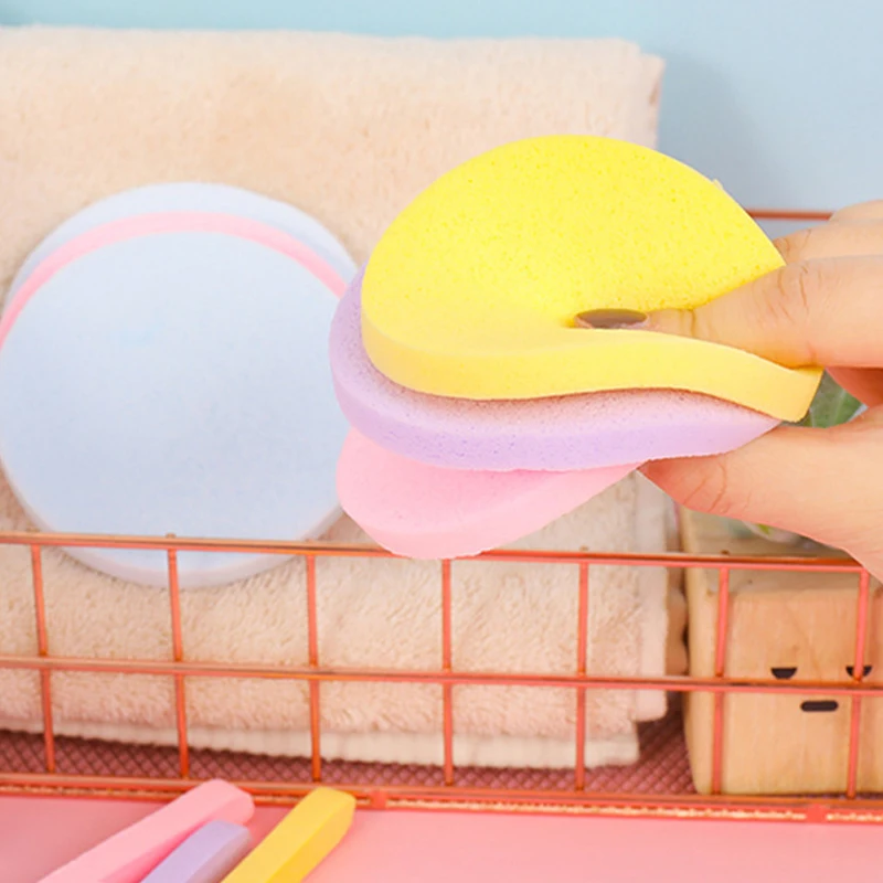 50 stks/doos Gecomprimeerd Gezichtsreiniging Bladerdeeg Strip Kleurrijke Ronde Wassen Gezicht Spons Huidverzorging Beauty Tool Vrouwen Make-Up Remover Gereedschap
