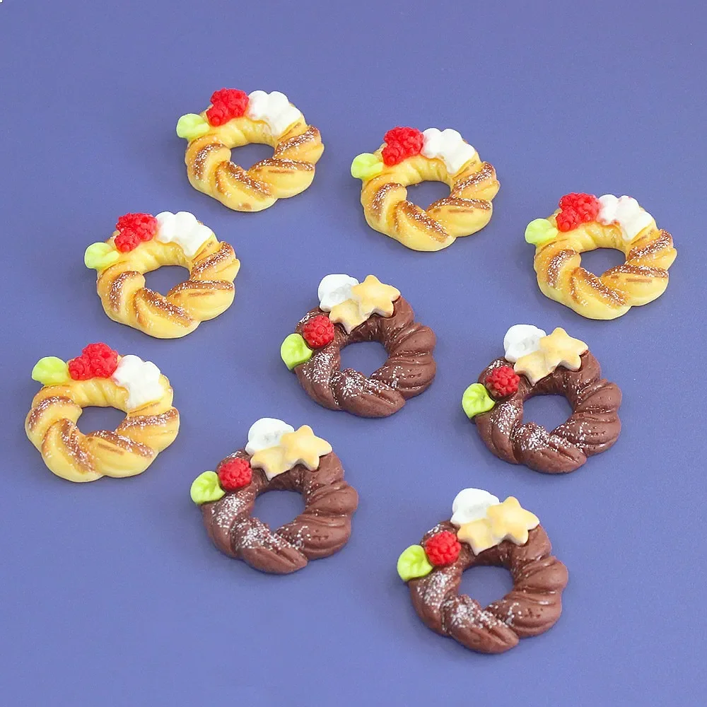 100pcs Cute Christmas Wreath Bread Donut Resin Flatback Cabochon for DIY Keychain Earrings Scrapbook Decor