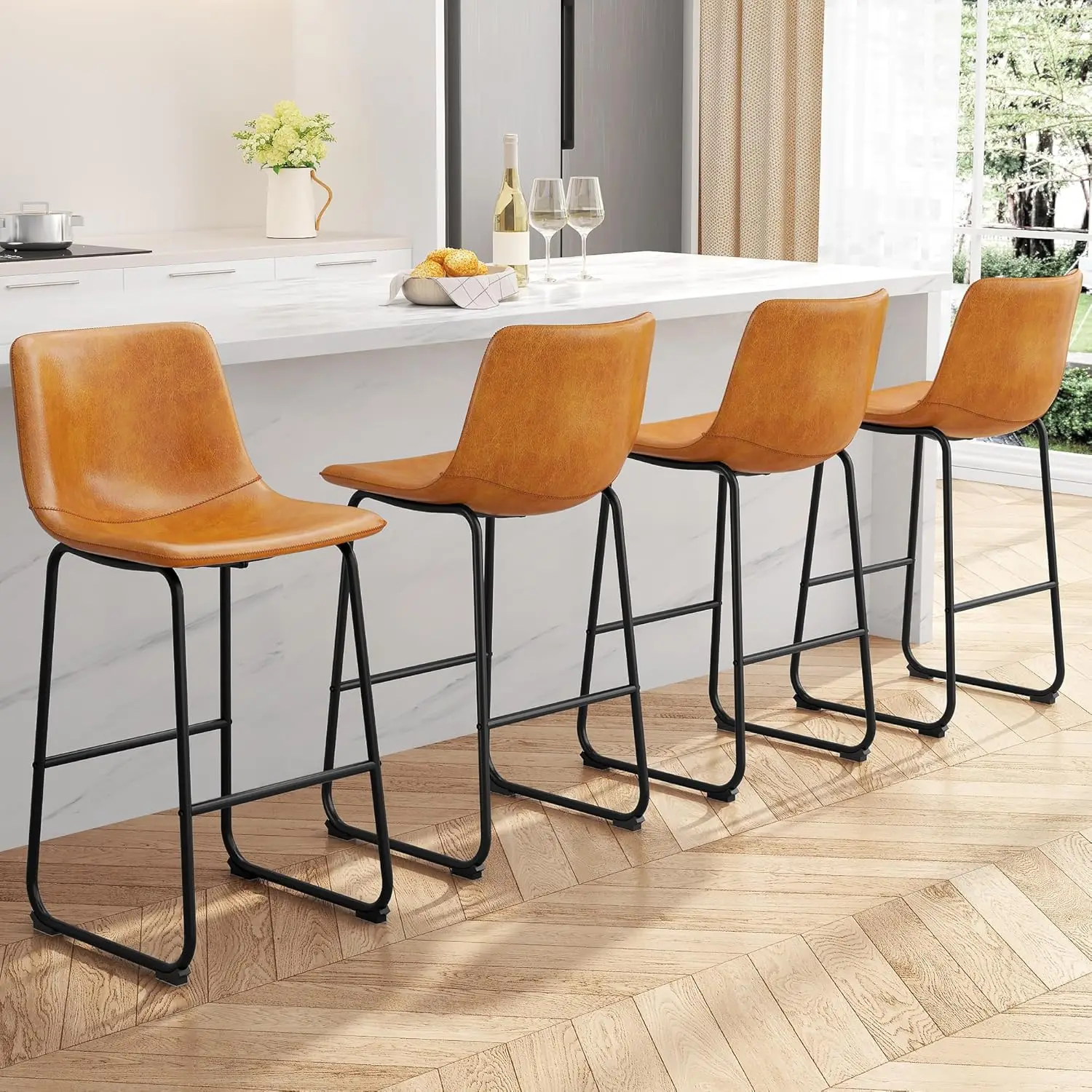 Set di 4 sgabelli da bar, sgabelli da bar ad altezza bancone in pelle PU, sgabelli da bar moderni da 30" con gambe e poggiapiedi in metallo, din urbano senza braccioli