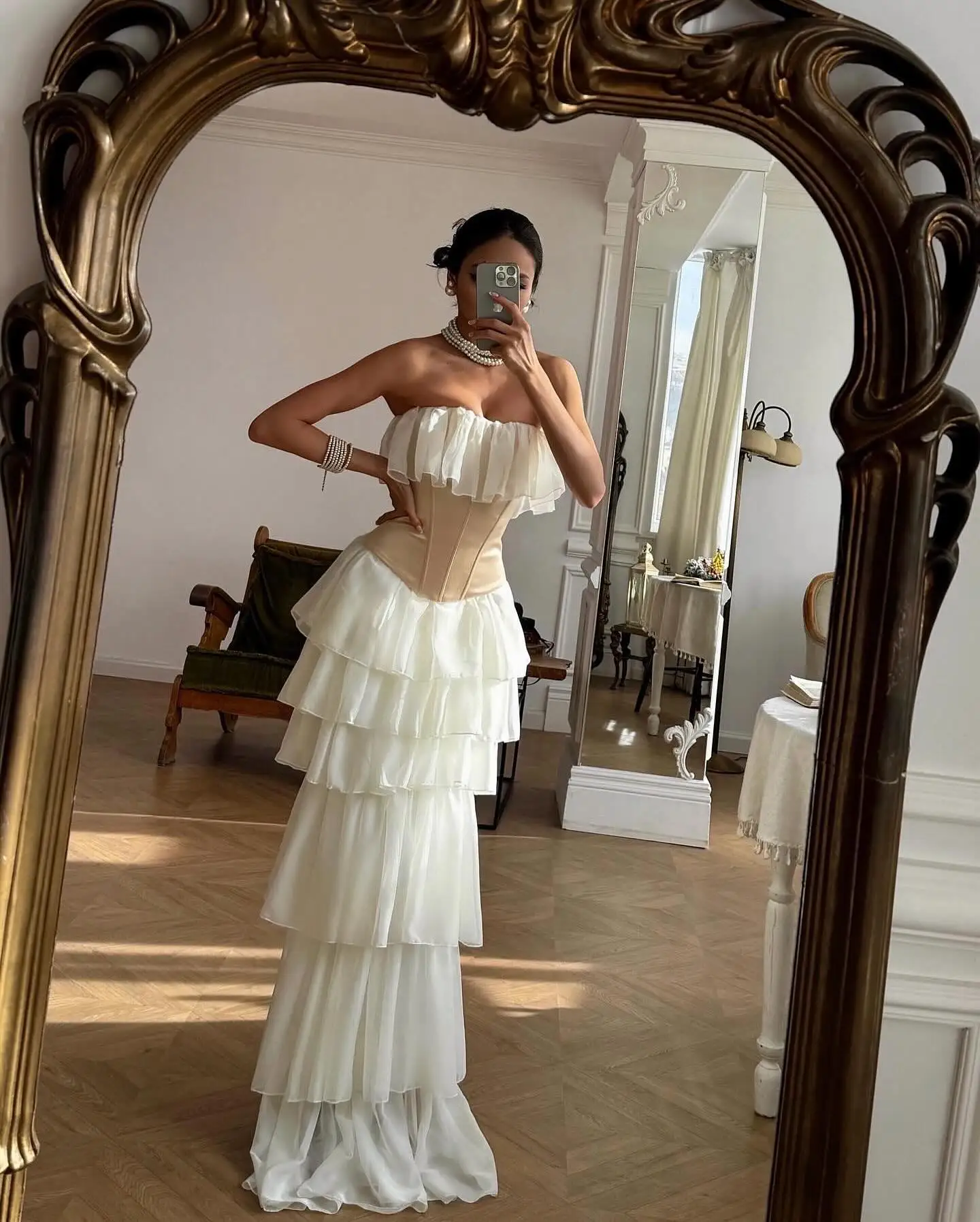 

Customized Delicate Organza Tiered Evening Dresses Temperament Sleeveless Strapless Cocktail Dress Custom Size Celebrity Gowns