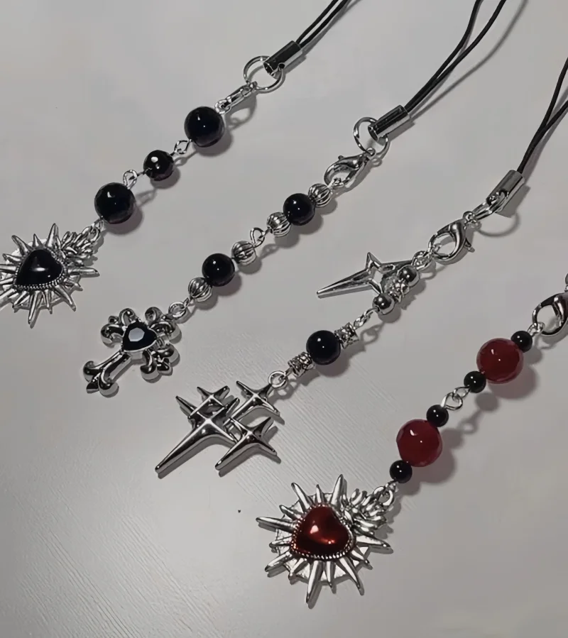 Porte-clés perlé Y2K, lanière de téléphone, style punk gothique, flamme, cœur sacré, pendentif pour sac à dos, cadeau pour camarades de classe et copines