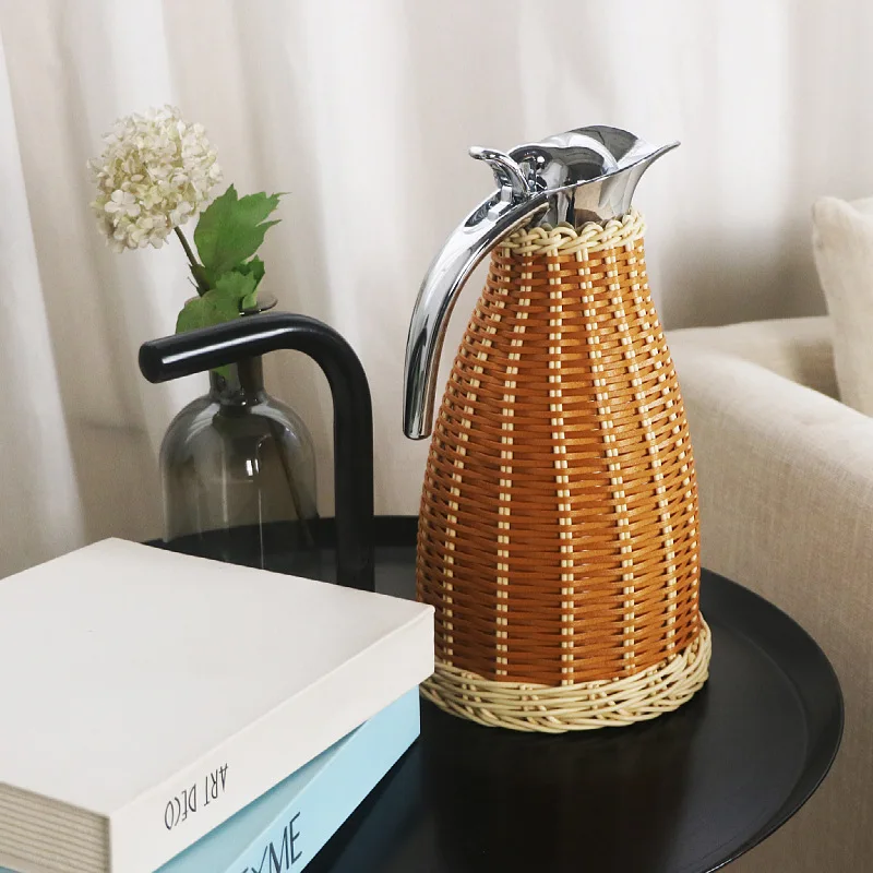 Rattan Woven 304 Stainless Steel Vacuum Insulated Kettle Thermos Handmade Woven European Style Coffee Pot Hot Water Bottle view 6