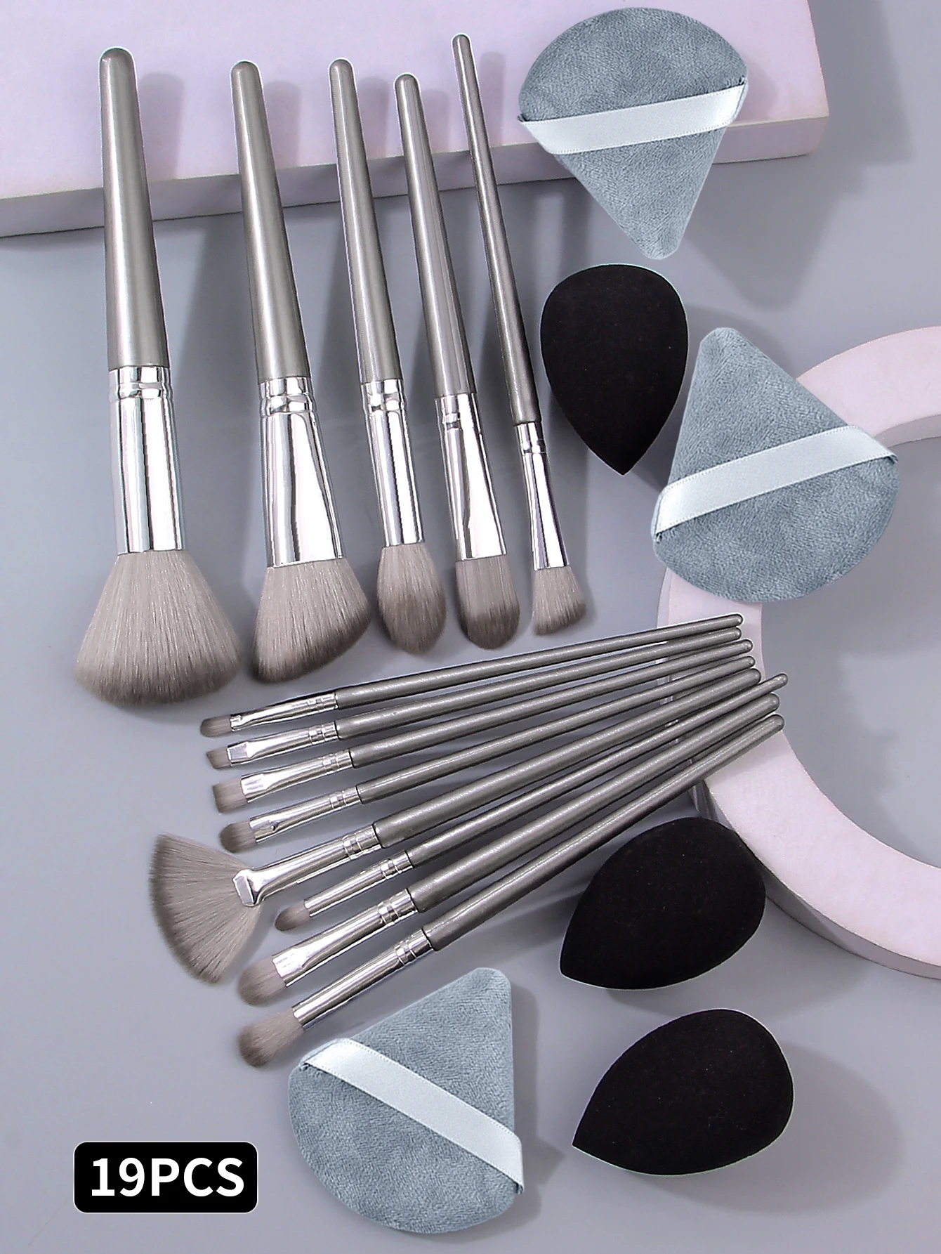 19-delige veganistische make-upborstel en sponskit / reizen - Pro synthetische penselen, 3 dubbele blenders en soezen, 6-in-1 cadeauset