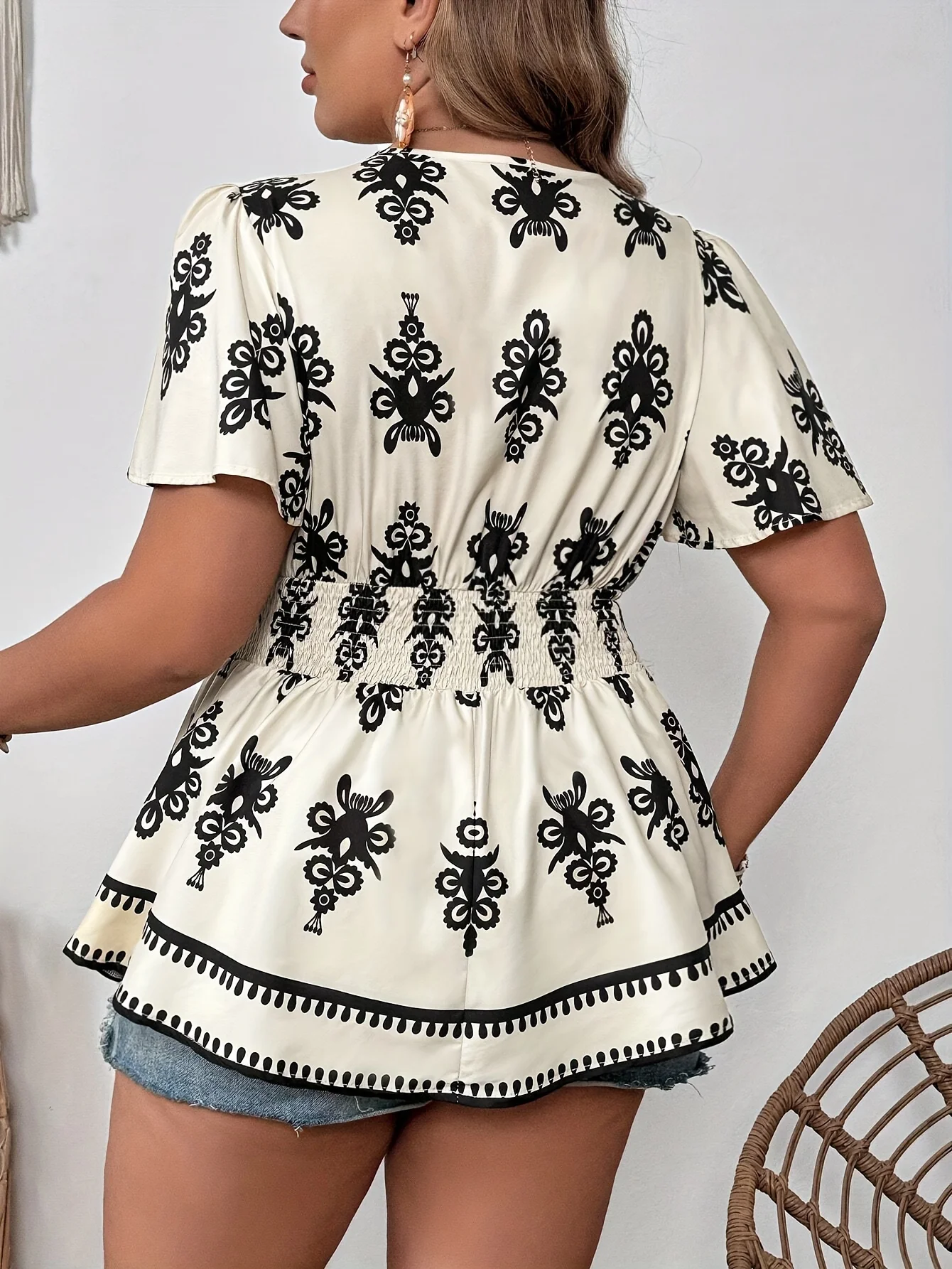 plus Size Ethnic Print Casual Elegant Fashion Top Women's plus Size T-Shirt Comfortable Loose Fit Trendy Style image 2