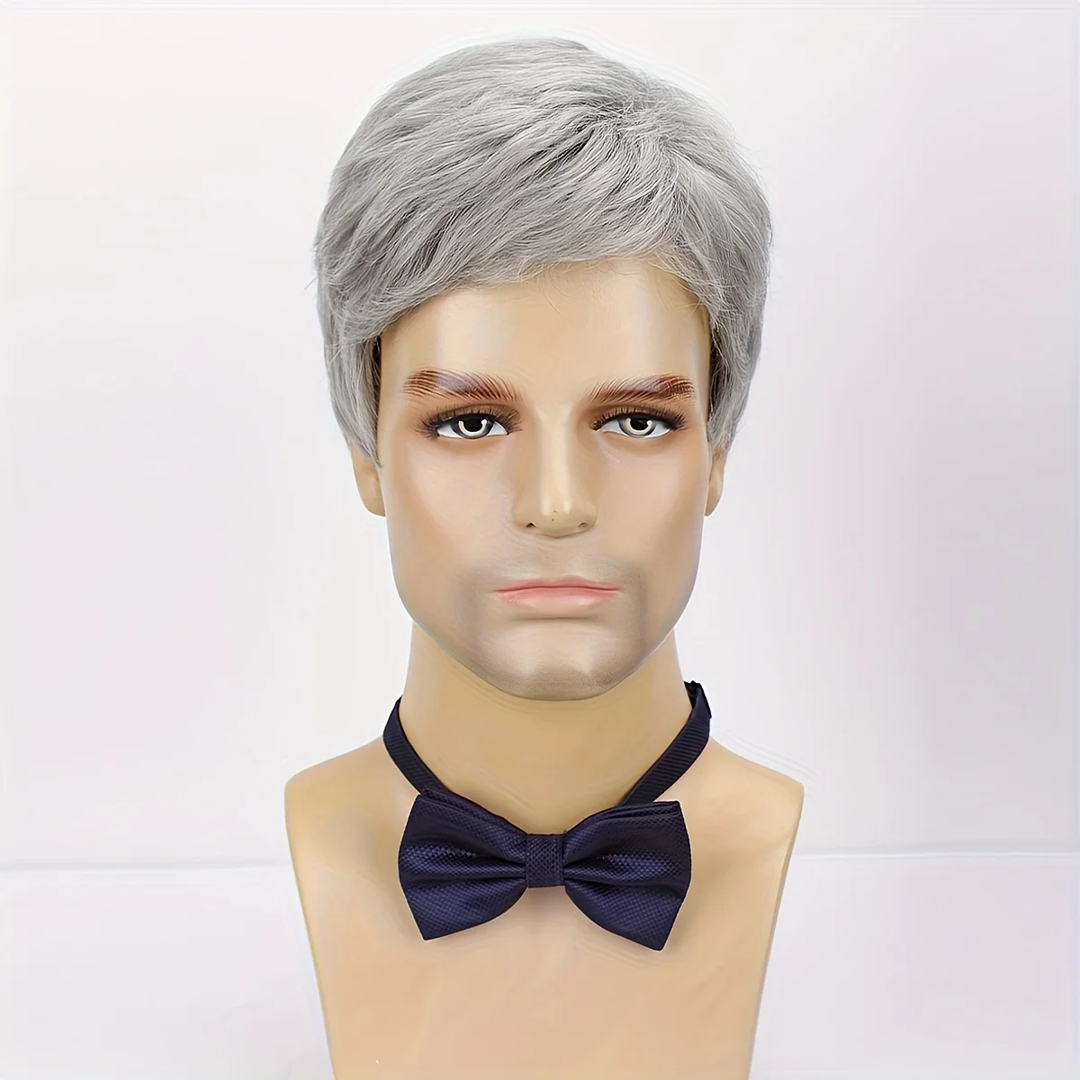 باروكة صناعية كاملة مقاومة للحرارة بطبقات باللون الرمادي الفضي للرجال - باروكة قصيرة كاملة الرأس للارتداء اليومي