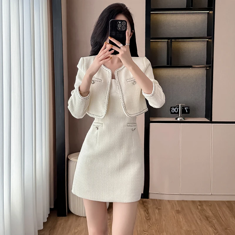 High-End Fashion El… - image