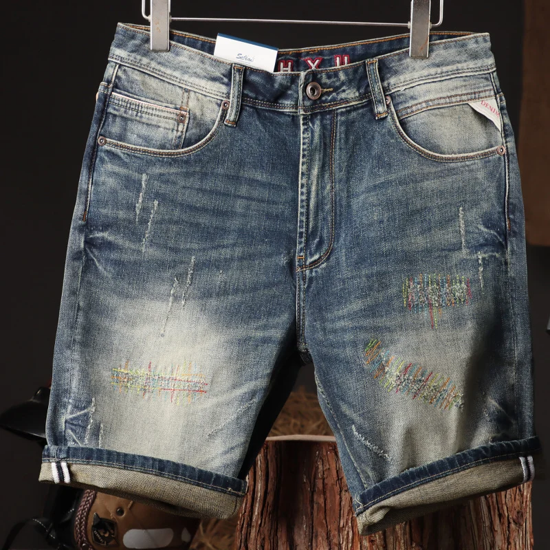 

2025 American style high street retro washed ripped embroidered denim shorts for men's summer stretch mid length pants