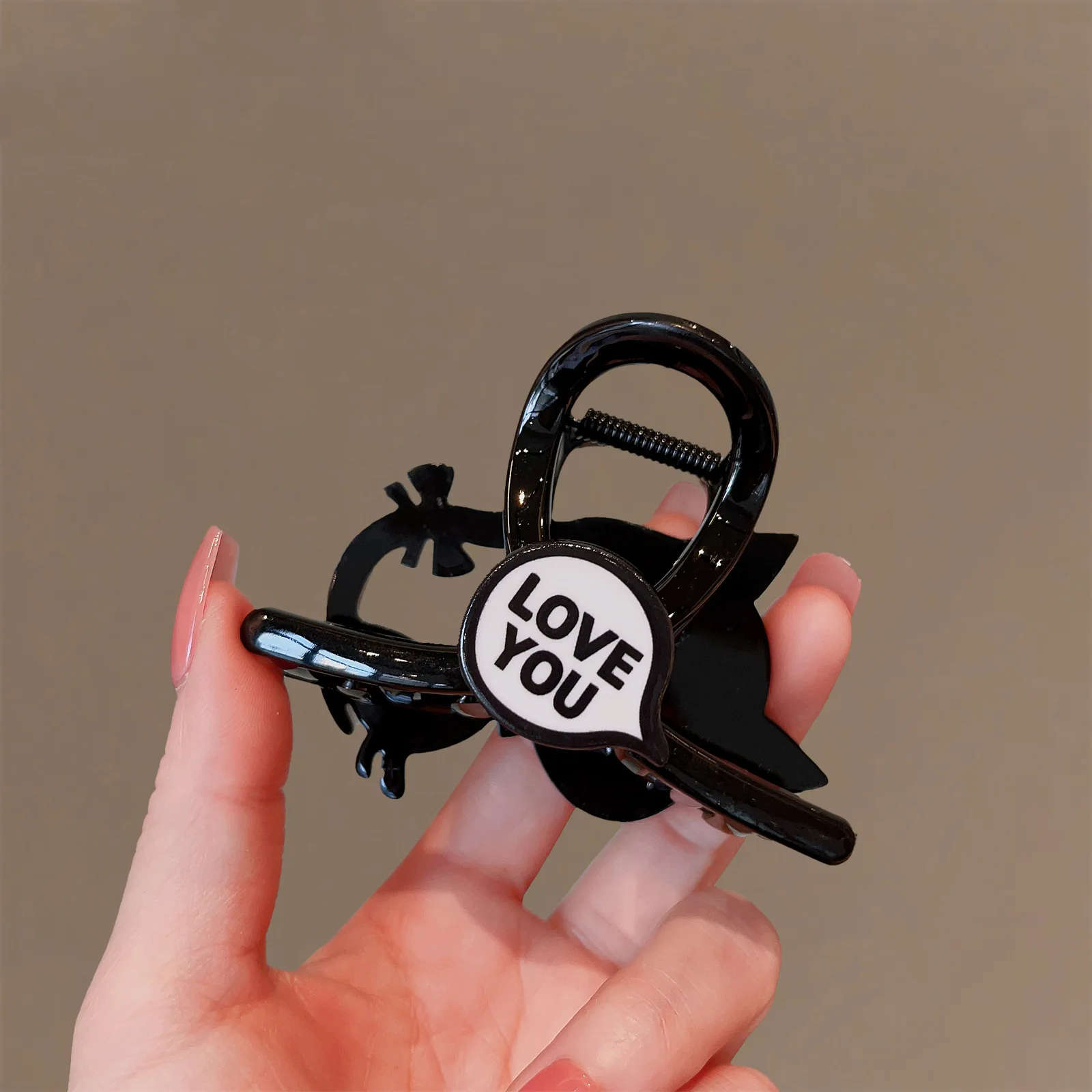 Cute and Cute Cat Catching Cartoon Hairpin Female Korean Back of Head Half Tie Hairpin Medium Shark Clip Headpiece