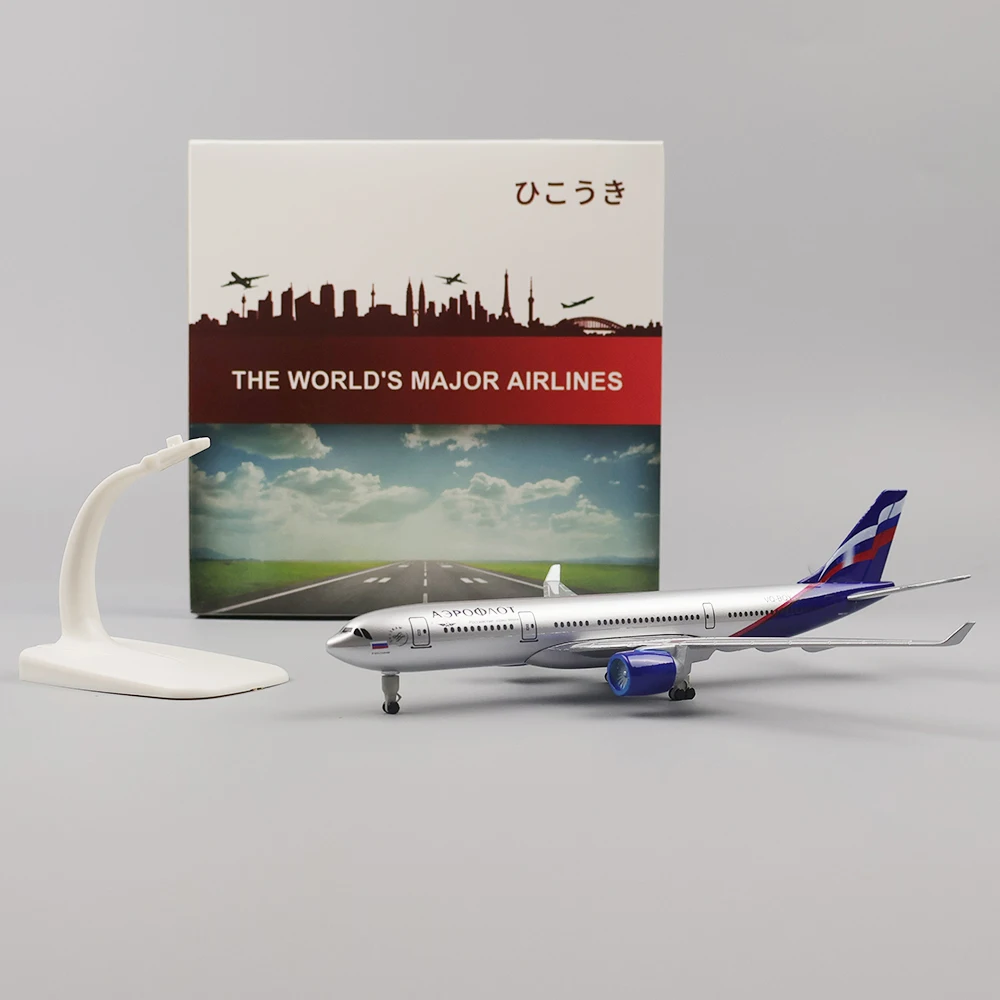 Model pesawat logam 20cm 1:400 Rusia A330 bahan paduan replika logam dengan ornamen roda gigi pendaratan hadiah mainan anak laki-laki