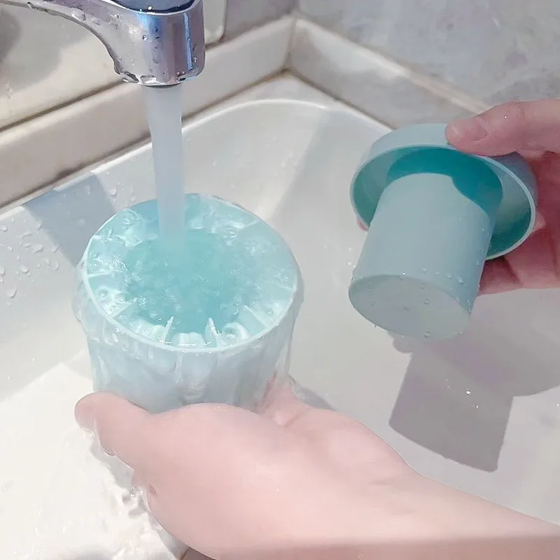 2PCS DIY Silicone Round Ice Cube Mold Ice Bucket Homemade Refrigerator Freeze Ice Maker Creative Ice Cube Mold Barware Tools