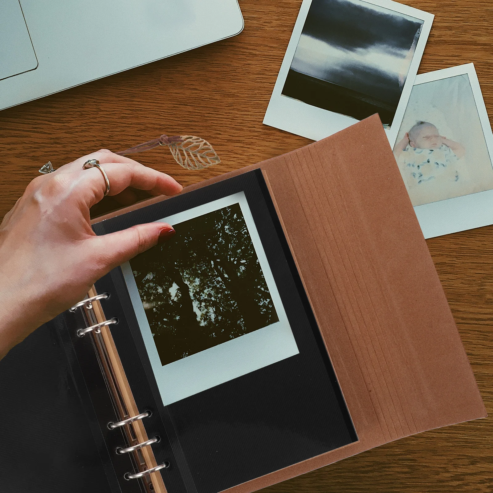 

Vintage PU Photo Album Scrapbook DIY Family Travel Wedding Baby Growth Memory Books Protective Album for Pictures