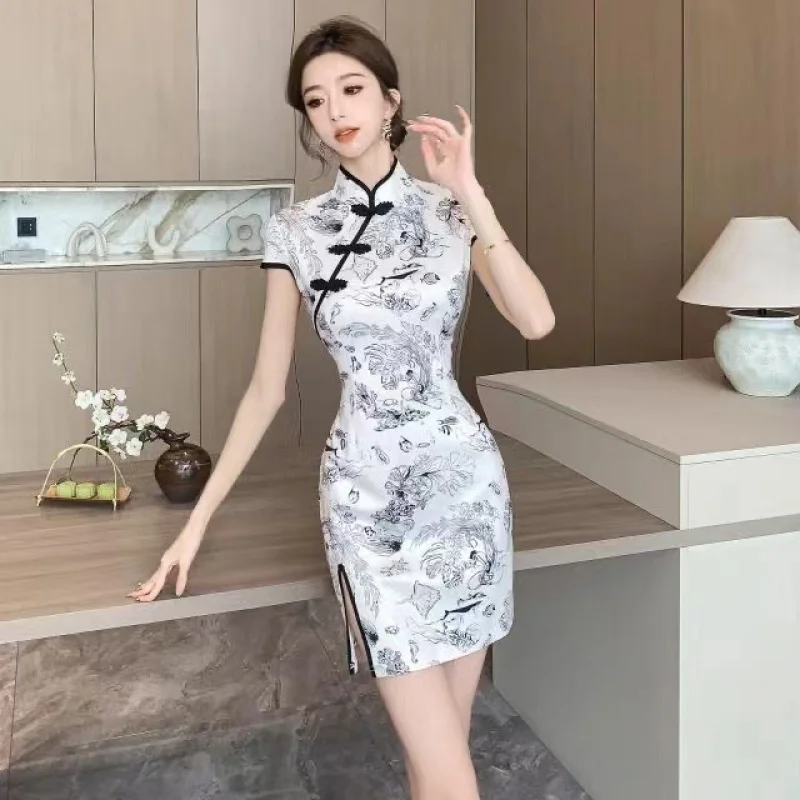 

Retro Chinese-style modified cheongsam dress with printed button-up design, women's summer sexy waist-cinching slit bodycon shor