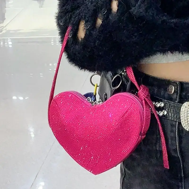 Cute Heart Purse Portable Heart Crossbody Bag Reusable Crossbody Shoulder Purses Multifunctional Mini Ladies Handbags Women Zip